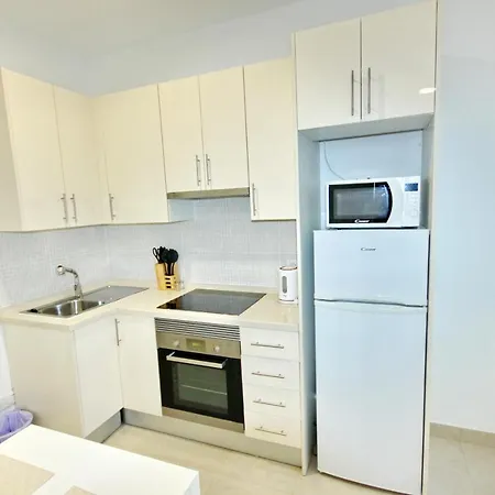 Family Mosaico With Private Heated Pool, Bbq & Wifi By Holidays Villa *
